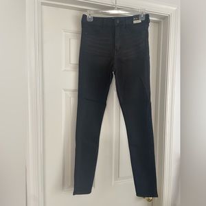 Abercrombie High Rise Jean Leggings- 28/6